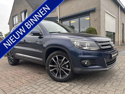 Volkswagen Tiguan 1.4 TSI Automaat Sport&Style Trekhaak / All-Seasons / Parkeersensors