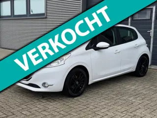 Peugeot 208 1.2 VTi Allure LM VELGEN - AIRCO - RIJDT PRIMA!!