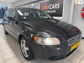 Volvo V50 2.4 | Airco | Nieuwe APK|Dealer onderhouden|140pk