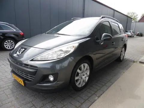 PEUGEOT 207 1.6 VTI SPORTIUM