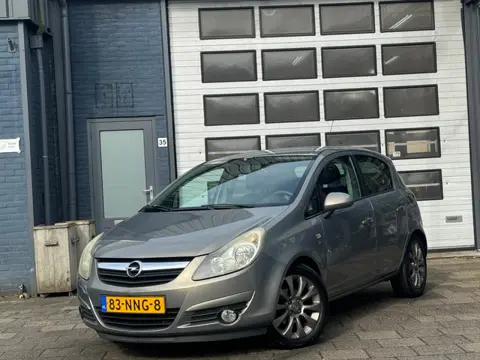 Opel Corsa 1.4-16V '111' Edition | Airco | Cruise | 5-DRS | 101PK
