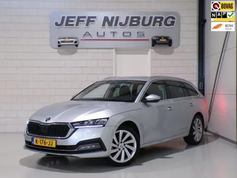 Skoda Octavia Combi 1.0 e-TSI Business Edition Plus "Origineel NL!" Automaat Full-LED Apple-carplay 