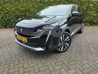 PEUGEOT 3008 1.2 Allure Trekhaak 4-seizoenenbanden 