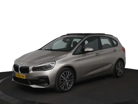 BMW 2 Serie Active Tourer 218i High Executive |NAP |1e eigenaar | Automaat | Pano | HUD | Stoelverwa