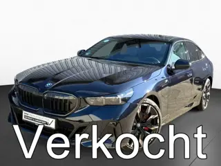 BMW 5 Serie 550e xDrive M-SPORT Pro ** PANO, MERINO LEDER, STOELVENT, B&W Sound, 21-inch LMV ** Ex. 