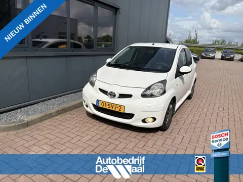 Toyota Aygo 1.0 VVT-I Dynamic AUTOMAAT 5-drs. AIRCO/CARPLAY/MEDIA/14INCH/2E EIGENAAR!