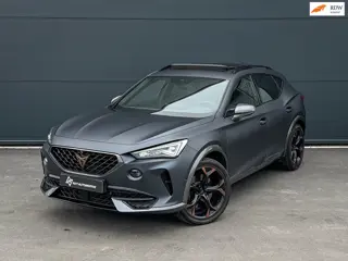 Cupra Formentor Cupra Formentor 1.4 e-Hybrid VZ Performance, ACC, 360° cam, Pano, Stuur en stoel ver