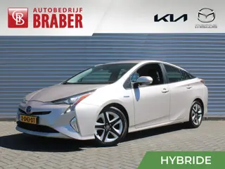 Toyota Prius 1.8 Executive | Trekhaak | Stoelverwarming | Camera | Leer | Dodehoek detectie | JBL au