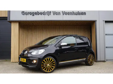 Volkswagen Up! 1.0 75pk 5Drs Automaat Special Up! Pano.Dak 17inch LM Beats Trekhaak A-Camera Cruise 