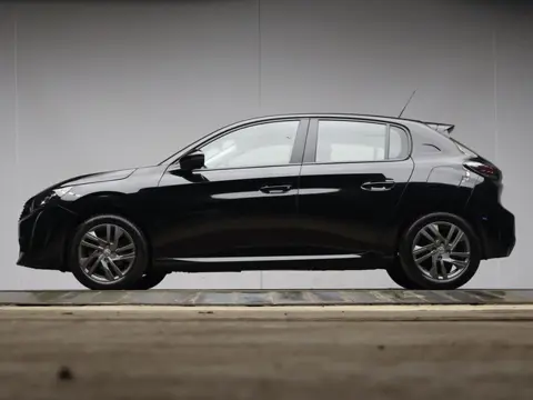 Peugeot 208 1.2 PureTech Allure Sport (APPLE CARPLAY,NAVI,PDC,CRUISE,LED,ELEKTRISCH PAKKET,SPORTSTOE