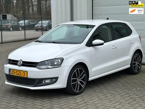 Volkswagen Polo 1.2 TSI Highline, Climate, Cruise, Navi, Carplay, Alu Velgen !
