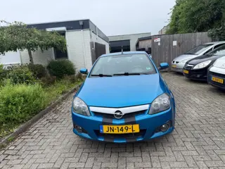 Opel Tigra TwinTop 1.4-16V Rhythm