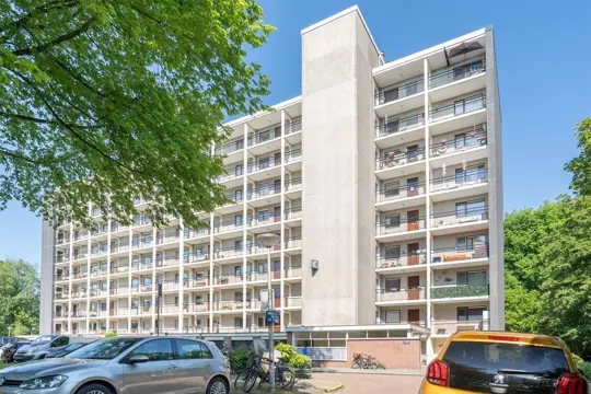 Woning aan de Amerbos te Amsterdam