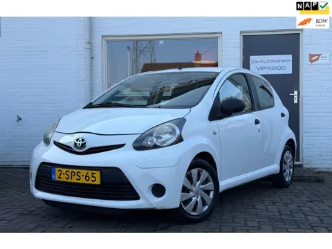 Toyota Aygo 1.0 VVT-i Now 5-deurs Airco