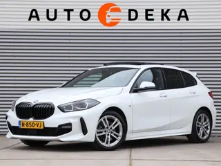 BMW 1-serie 118i M-Sport Automaat *Panodak*Kuipstoelen*