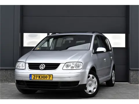 Volkswagen Touran 1.6-16V FSI 7 p (bj 2005, automaat)
