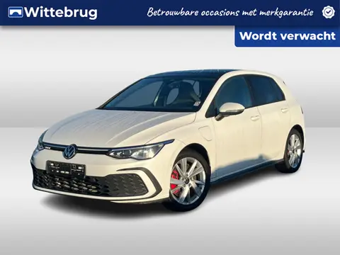 Volkswagen Golf 1.4 TSI DSG eHybrid GTE / Panorama dak / IQ Led / Head-up display / 18'' LMV