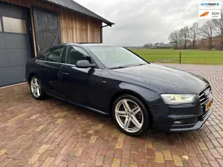 Audi A4 Limousine 1.8 TFSIe Limited S-LINE.NL AUTO ,ZEER NETJES