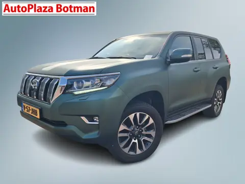 Toyota Land Cruiser 2.8 D-4D-F Professional Window Van | BPM VRIJ! | Unieke kleur! | Leder | Navigat