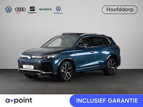 Volkswagen Tiguan 1.5 eHybrid R-Line Business 204 PK | Panoramaschuif-kanteldak | 20" lm velgen 'lee