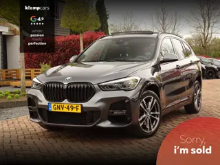 BMW X1 xDrive20i M-Sport | 4WD | Head-up | 19inch! | Keyless| Pano | Trekhaak! 192PK | Flippers
