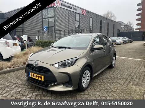 Toyota Yaris 1.5 Hybrid Active Navigatie | Camera | Cruise control | Lane assist | Navigatie