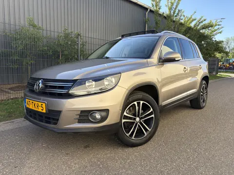 Volkswagen Tiguan 1.4 TSI Sport&Style / NAVI / CRUISE / PANORAMADAK / 157dkm! NAP!