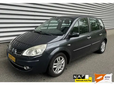 Renault Scénic 1.6-16V Tech Line (bj 2009)