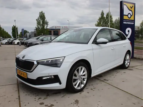 Škoda Scala 1.0 TSI DSG Business Ed. Carplay, FULL LED, Stoelverw. Vol opties! SALE!!
