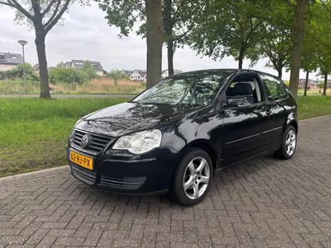 Volkswagen Polo 1.4-16V Turijn (bj 2005)