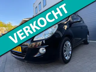 Hyundai I20 1.2i Plus/1eigenaar/Goed-onderhouden/Aux/Climate-c/Cruise-c/Elek-ramen