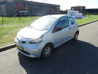 Toyota Aygo 1.0-12V