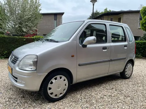 Opel Agila 1.2-16V Comfort
