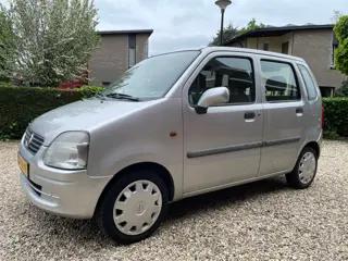 Opel Agila 1.2-16V Comfort