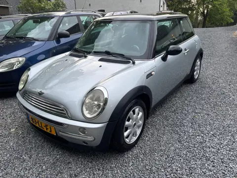 Mini Mini 1.6 Cooper Pepper AIRCO NIEUWSTAAT