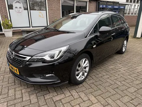 Opel Astra Sports Tourer 1.4 Innovation (bj 2017)