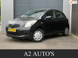 Toyota Yaris 1.0 VVTi +