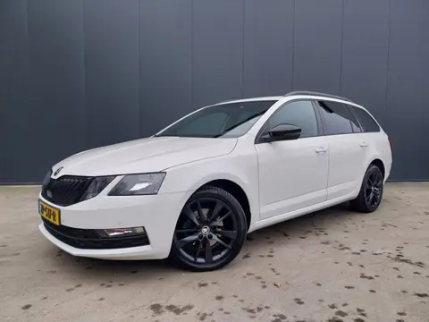 Škoda Octavia Combi 1.0 TSI Sport LEER LED NAVI CRUISE ECC TREKHAAK
