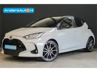 Toyota Yaris 1.5 Hybrid GR Sport |dealer onderhouden|leder alcantara|JBL|