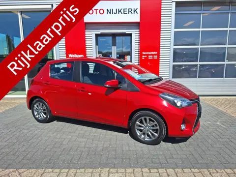 Toyota Yaris 1.3 VVT-i Trend *Met trekhaak!* (bj 2016)