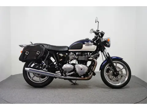 Triumph BONNEVILLE (bj 2010)