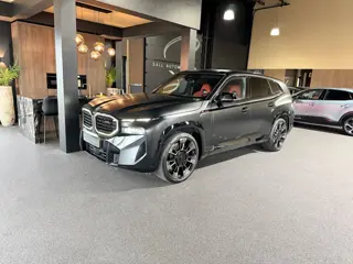 BMW XM PHEV Label Red 30 kWh