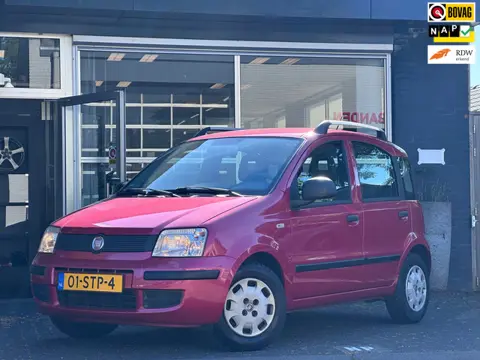 Fiat Panda 1.2 Active 5 DEURS / AIRCO / ELEKT RAMEN / NAP