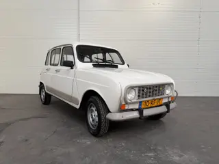 Renault 4 R 4 GTL in prachtige staat gerestaureerd
