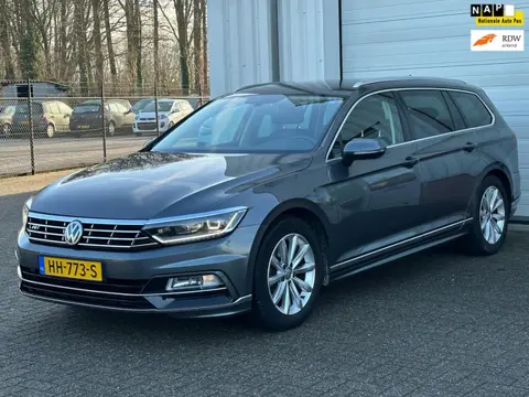 Volkswagen Passat Variant 1.4 TSI ACT Highline R-Line, Climate, Adaptieve Cruise, Navi, Massage, Vol