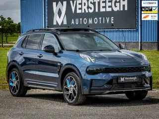 Lynk & Co 01 1.5 Plug-In Hybrid 262pk 360Camera|Zwarte Hemel|Panoramadak