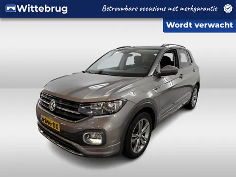 Volkswagen T-Cross 1.0 TSI R-Line / NAVI/ CLIMATE/ PARK. SENSOREN/ 17"LMV/ STOELVERWARMING/ DIGITAL 
