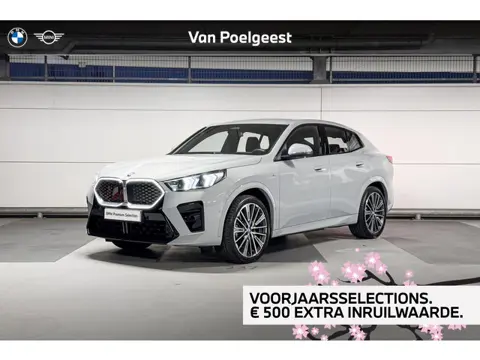 BMW iX2 xDrive30 67 kWh M Sport Edition | Selections