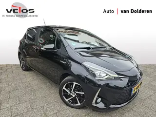 Toyota Yaris 1.5 Hybrid Executive Pano/Trekhaak (bj 2019)