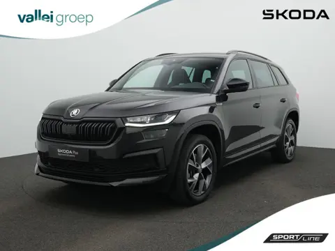 Skoda Kodiaq 7-zits 1.5 TSI 150 pk Sportline Business | Trekhaak | Geheugenstoel | Matrix LED | Lede